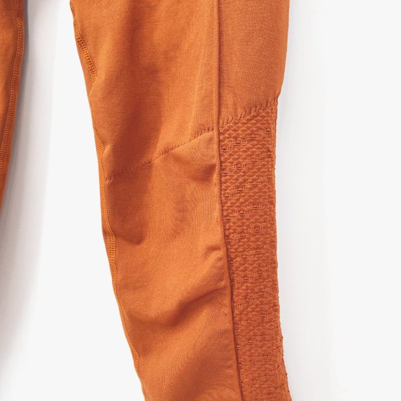 Fabletics Sync High Waist 7/8 Leggings - Picture 3 of 9
